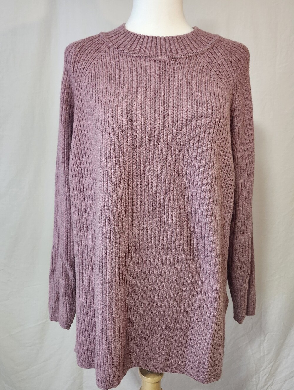 Denver Hayes Cozy Ribbed Crewneck Sweater - Dusty Rose